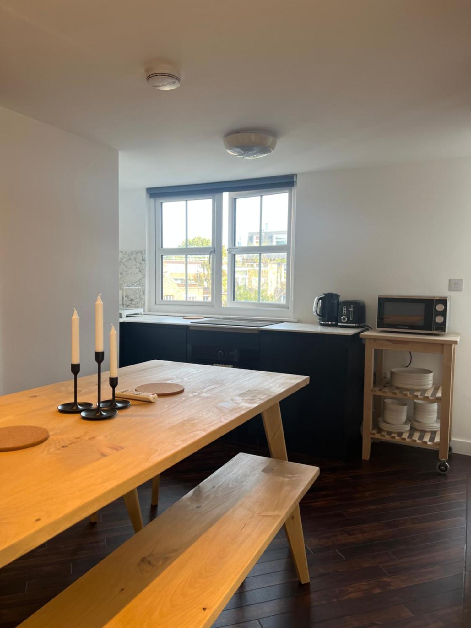 Spacious Battersea Rooms And Apartments 런던 외부 사진