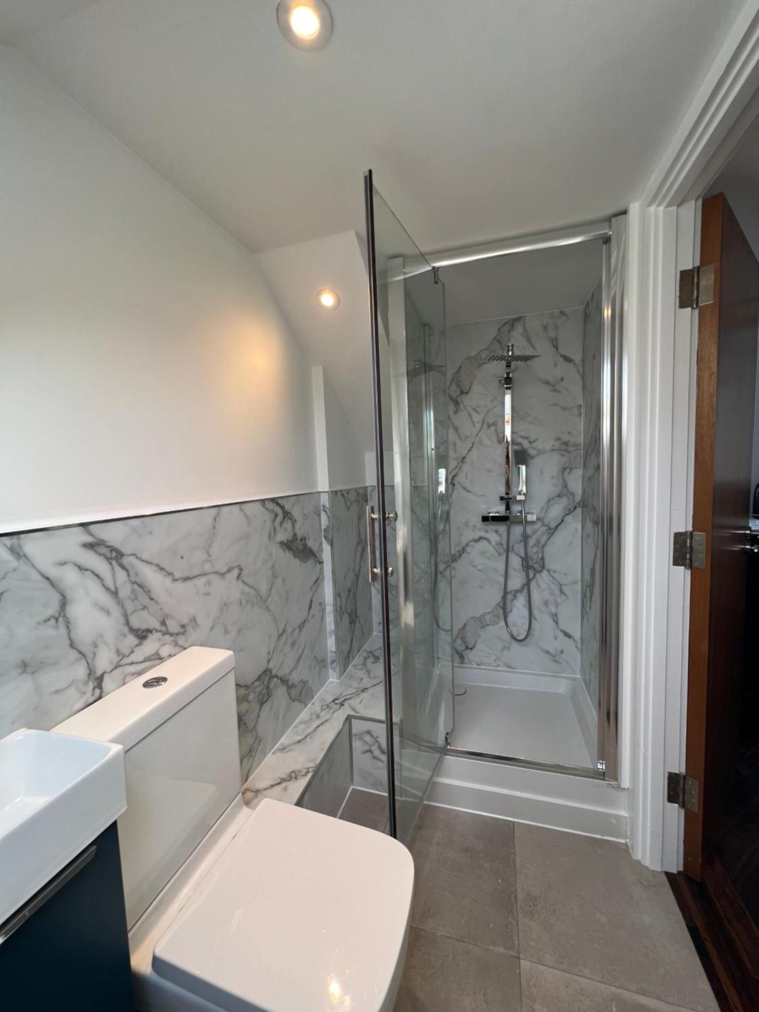 Spacious Battersea Rooms And Apartments 런던 외부 사진