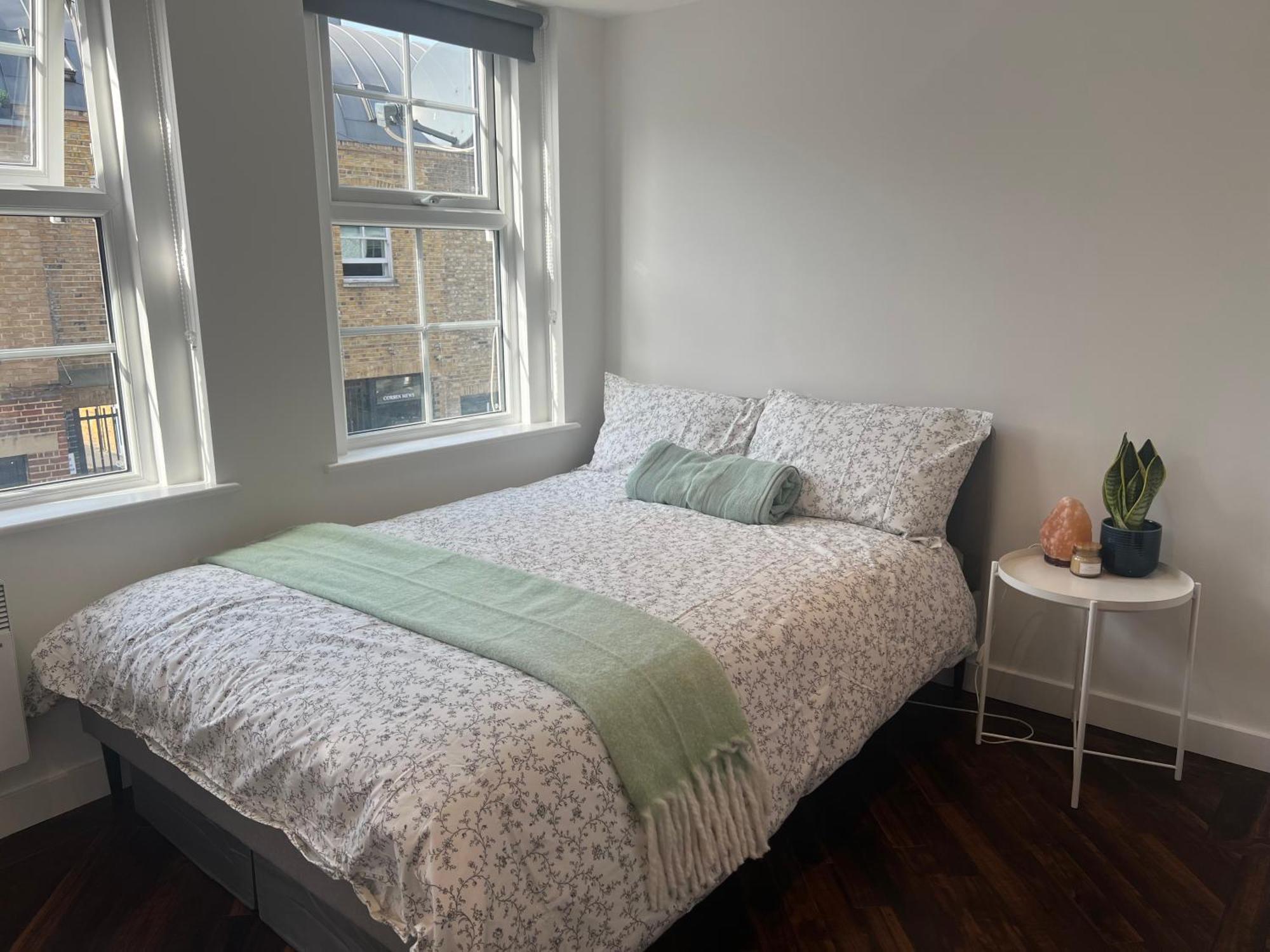 Spacious Battersea Rooms And Apartments 런던 외부 사진
