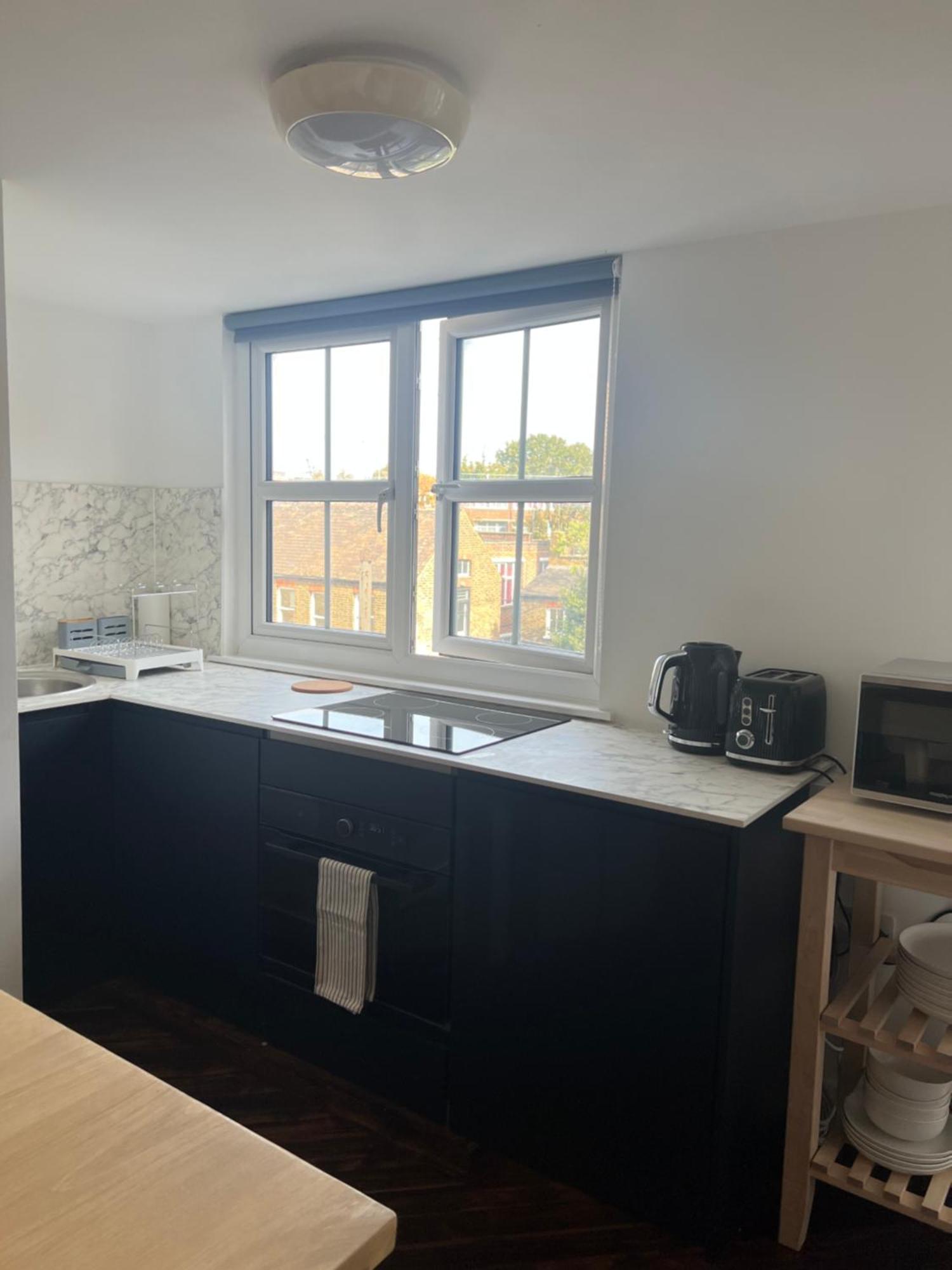 Spacious Battersea Rooms And Apartments 런던 외부 사진